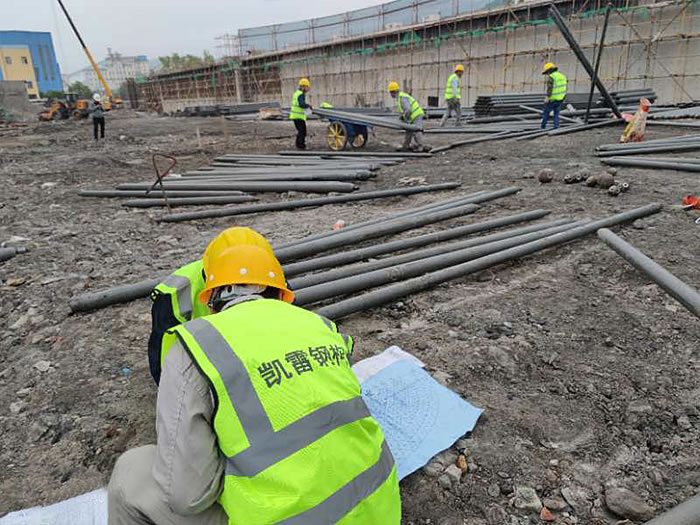 苏州螺栓球网架结构